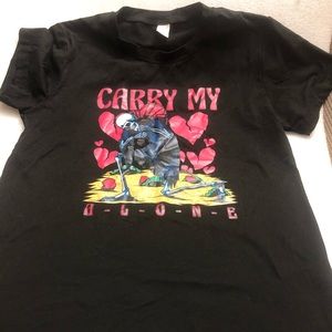 “ Cary my loan”by Rumwe size -small